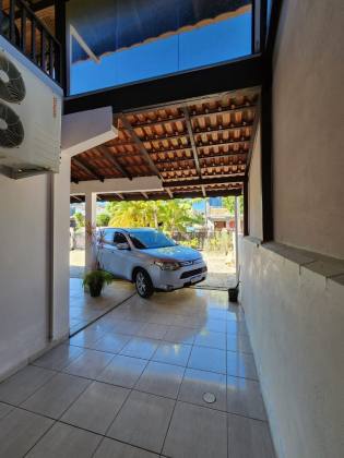 casa de 2 andares no coração da cidade de Penha