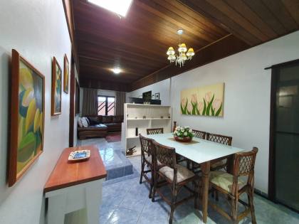 casa de 2 andares no coração da cidade de Penha