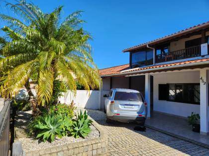 casa de 2 andares no coração da cidade de Penha