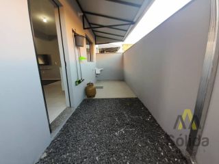 Sobrado Para Vender com 2 quartos 1 suítes no bairro Praia de Armação em Penha