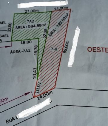 Casa com Grande Lote / Terreno de Bairro Para Vender no bairro Centro em Penha