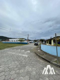 Casa de Esquina Para Vender no Bairro Nossa Senhora de Fátima em Penha