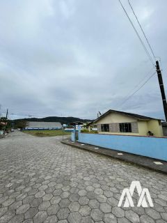 Casa de Esquina Para Vender no Bairro Nossa Senhora de Fátima em Penha