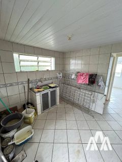 Casa de Esquina Para Vender no Bairro Nossa Senhora de Fátima em Penha