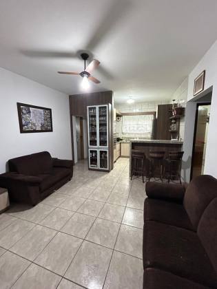 Casa Para Vender com 2 quartos sendo 1 suíte no Centro em Penha