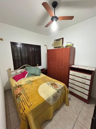 Casa Para Vender com 2 quartos sendo 1 suíte no Centro em Penha