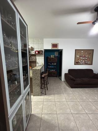 Casa Para Vender com 2 quartos sendo 1 suíte no Centro em Penha