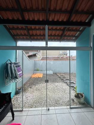 Casa Para Vender com 2 quartos sendo 1 suíte no Centro em Penha