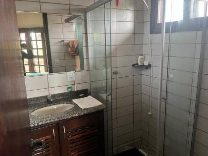 Casa Para Vender com 5 suítes na Praia de Armação em Penha