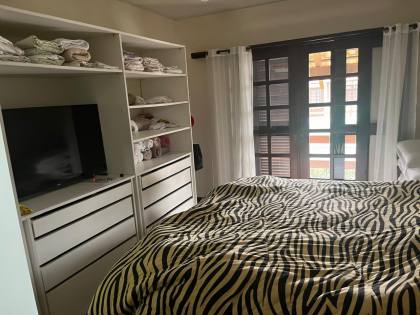 Casa Para Vender com 5 suítes na Praia de Armação em Penha