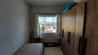 Sobrado Para Vender com 2 quartos no bairro Itacolomi em Balneário Piçarras