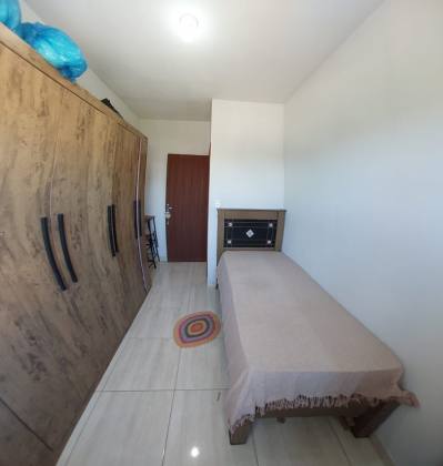 Sobrado Para Vender com 2 quartos no bairro Itacolomi em Balneário Piçarras