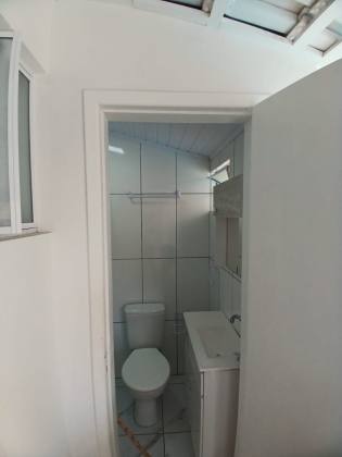 Casa Para Vender com 5 quartos 1 suíte com piscina no Centro de Penha