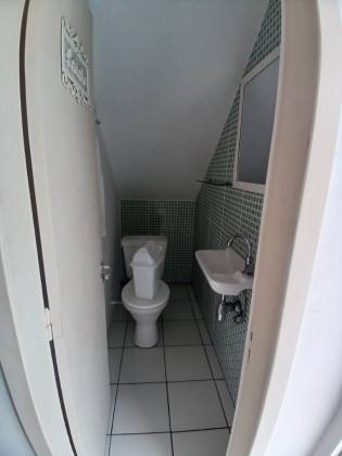 Casa Para Vender com 5 quartos 1 suíte com piscina no Centro de Penha