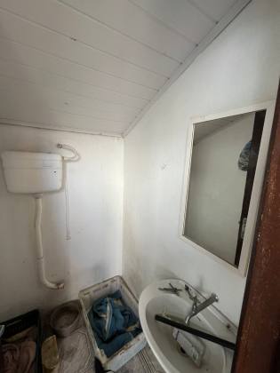 Casa Com 1 Suíte + 2 Dormitórios no Centro de Penha
