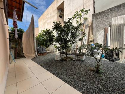 Casa Com 1 Suíte + 2 Dormitórios no Centro de Penha