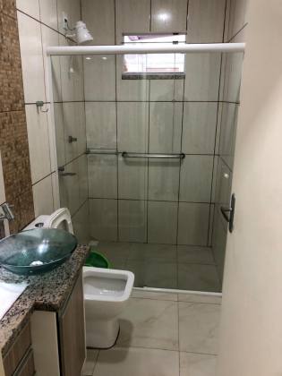 Sobrado Mobiliado Para Vender com 3 quartos 1 suítes no bairro Armação em Penha