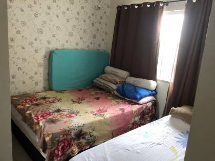 Sobrado Mobiliado Para Vender com 3 quartos 1 suítes no bairro Armação em Penha