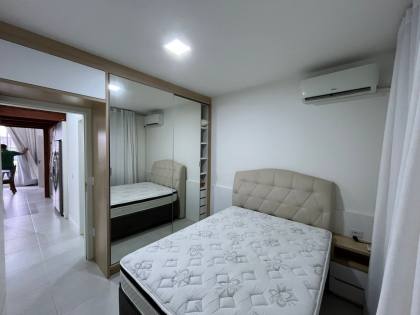 APARTAMENTO DIFERENCIADO COM MEZANINO E MOBILIADO