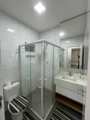APARTAMENTO DIFERENCIADO COM MEZANINO E MOBILIADO