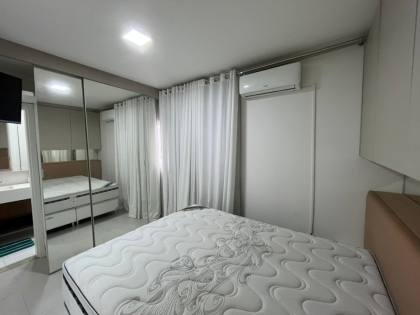 APARTAMENTO DIFERENCIADO COM MEZANINO E MOBILIADO