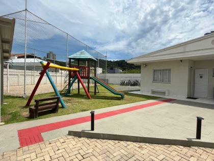 APARTAMENTO MOBILIADO NO CENTRO DE PENHA