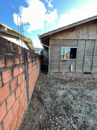 Casa com Terreno de 654 M2 - Excelente Localização