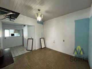 CASA NO CENTRO DE PENHA