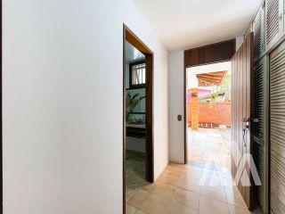 Casa de Alto Padrão Frente Mar