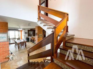 Casa de Alto Padrão Frente Mar