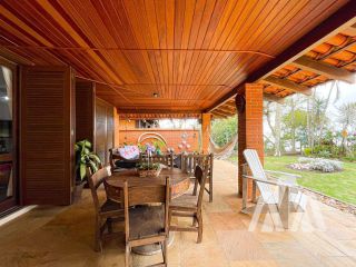 Casa de Alto Padrão Frente Mar