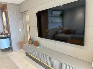 Apartamento Frente Mar – Finamente Mobiliado e Pronto para Morar!
