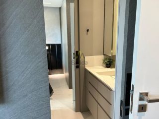 Apartamento Frente Mar – Finamente Mobiliado e Pronto para Morar!