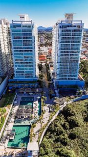 Apartamento Frente Mar – Finamente Mobiliado e Pronto para Morar!