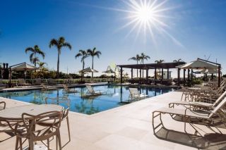 Apartamento Frente Mar – Finamente Mobiliado e Pronto para Morar!