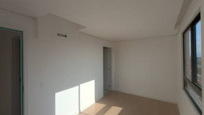 Apartamentos de 3 Dormitórios, Sendo 1 suíte, apenas 390 metros do mar.