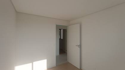 Apartamentos de 3 Dormitórios, Sendo 1 suíte, apenas 390 metros do mar.