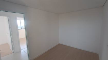 Apartamentos de 3 Dormitórios, Sendo 1 suíte, apenas 390 metros do mar.