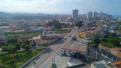 Apartamentos de 3 Dormitórios, Sendo 1 suíte, apenas 390 metros do mar.