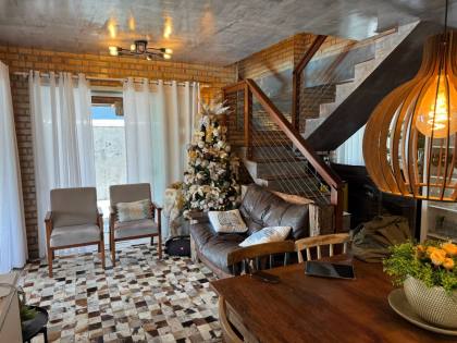 Casa com Piscina em Penha