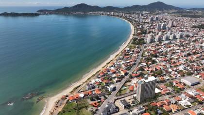 Apartamento Para Vender com 2 quartos 2 suítes no bairro Centro em Penha