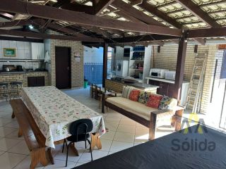 Ampla Casa Para Vender com 5 quartos no Bairro Centro em Penha