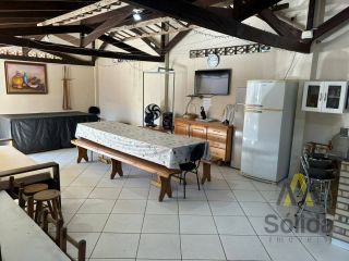 Ampla Casa Para Vender com 5 quartos no Bairro Centro em Penha