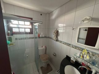 Ampla Casa Para Vender com 5 quartos no Bairro Centro em Penha
