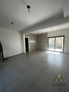 Sobrado com Piscina Itacolomi, 400 mts do Mar