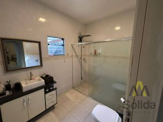 Ampla casa na Santa Lídia com 350m², com área de lazer e piscina