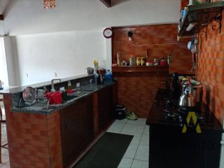 Casa Para Vender com 4 quartos no bairro Armação em Penha