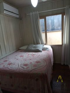 Casa Para Vender com 4 quartos no bairro Armação em Penha