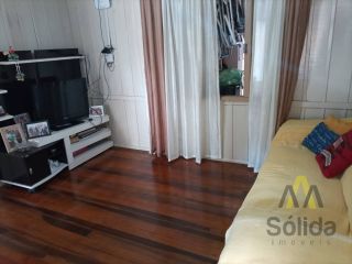 Casa Para Vender com 4 quartos no bairro Armação em Penha