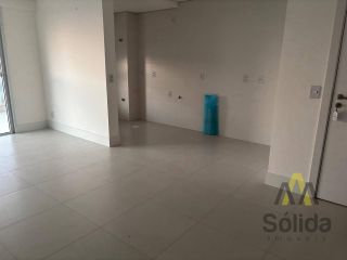 Apartamento Para Vender com 3 quartos 1 suítes no bairro Itacolomi em Balneário Piçarras